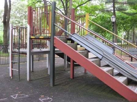 picture of climbing frame at Henry Hudson Memorial Park
