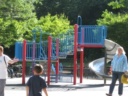 picture of middle climbing frame at Vinmont Veteran's Park