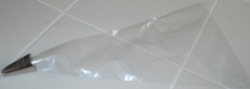 icing bag with tip